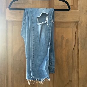 High waist ripped jeans